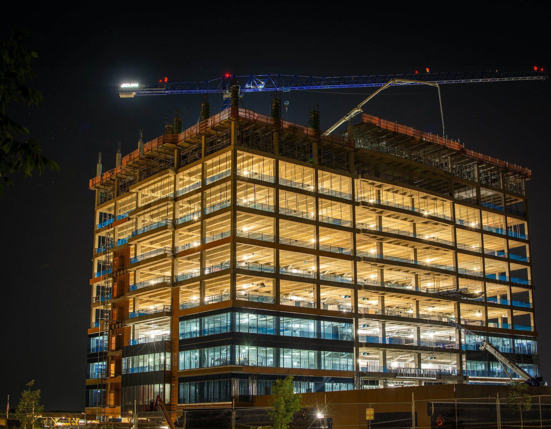 Hospitales y Edificaciones Institucionales — Litang Investments